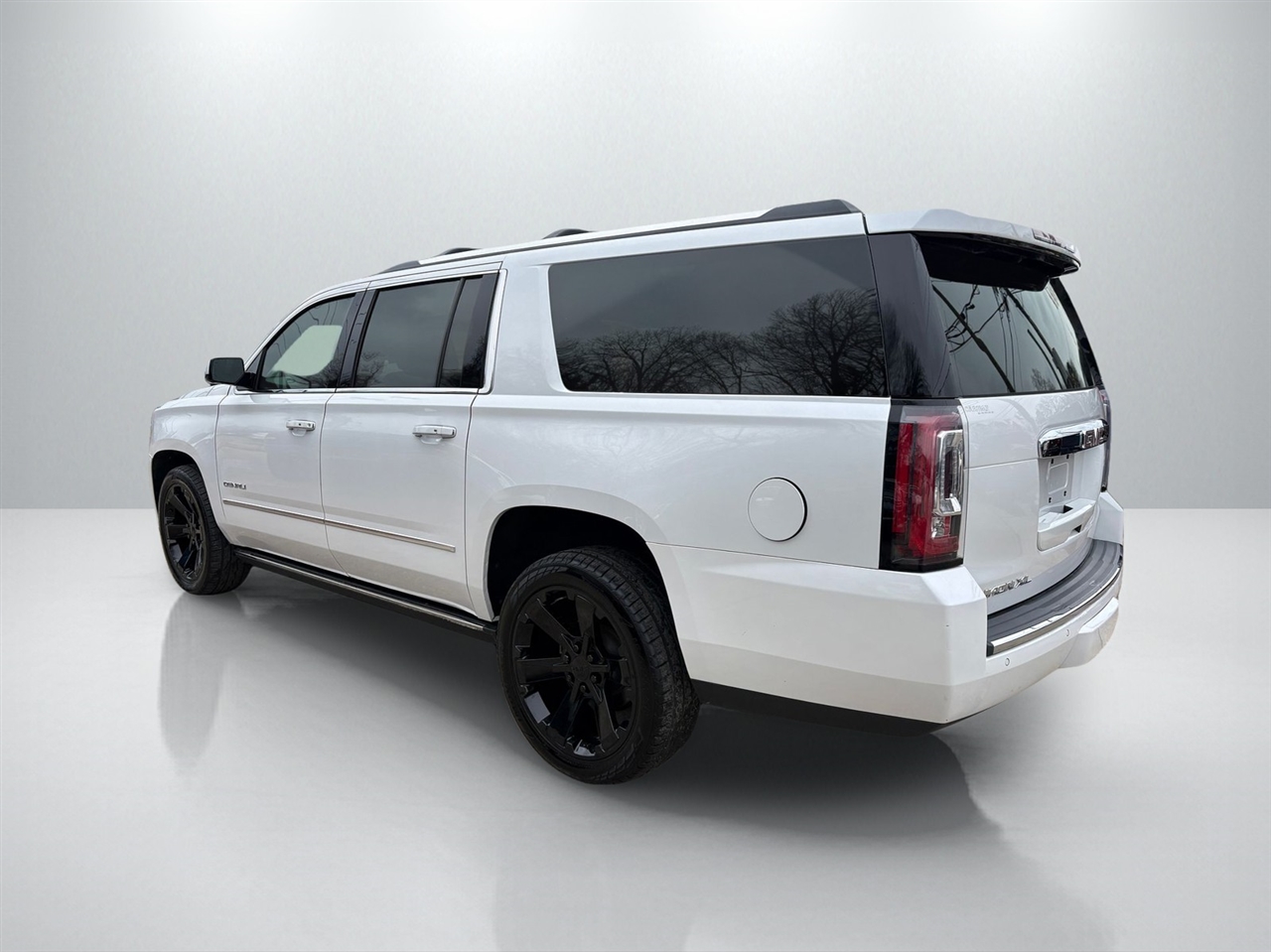 GMC Yukon XL Denali 4WD 2020