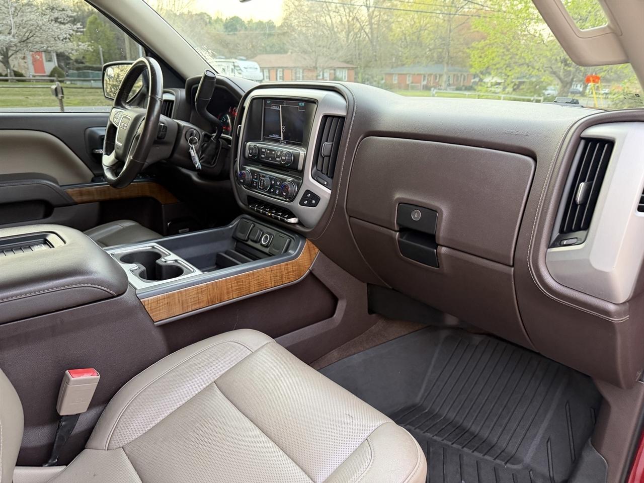 GMC Sierra 1500 SLT Crew Cab Short Box 4WD 2018