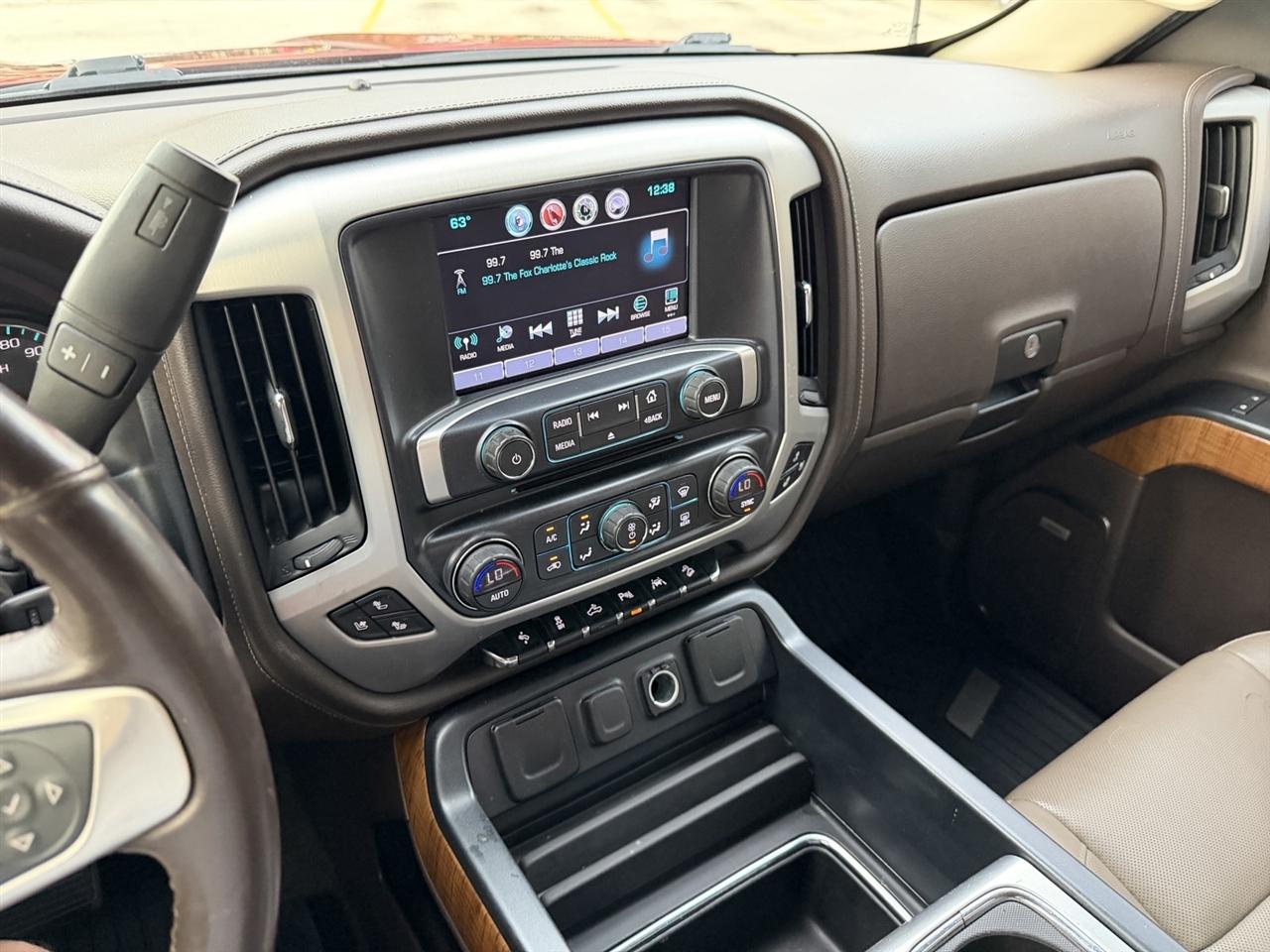 GMC Sierra 1500 SLT Crew Cab Short Box 4WD 2018