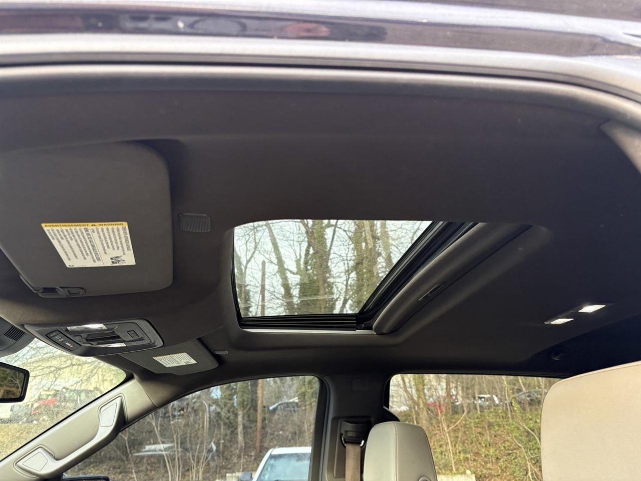 GMC Sierra 1500 SLT Crew Cab 4WD 2022