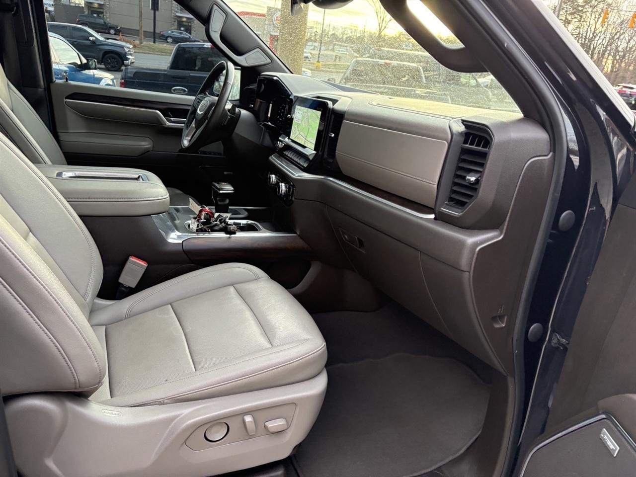 GMC Sierra 1500 SLT Crew Cab 4WD 2022