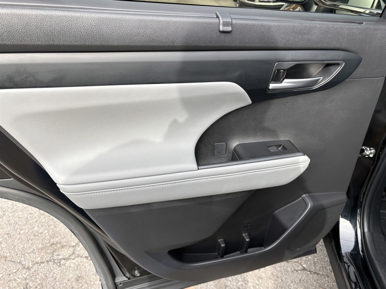 Toyota Highlander Hybrid Others 2024