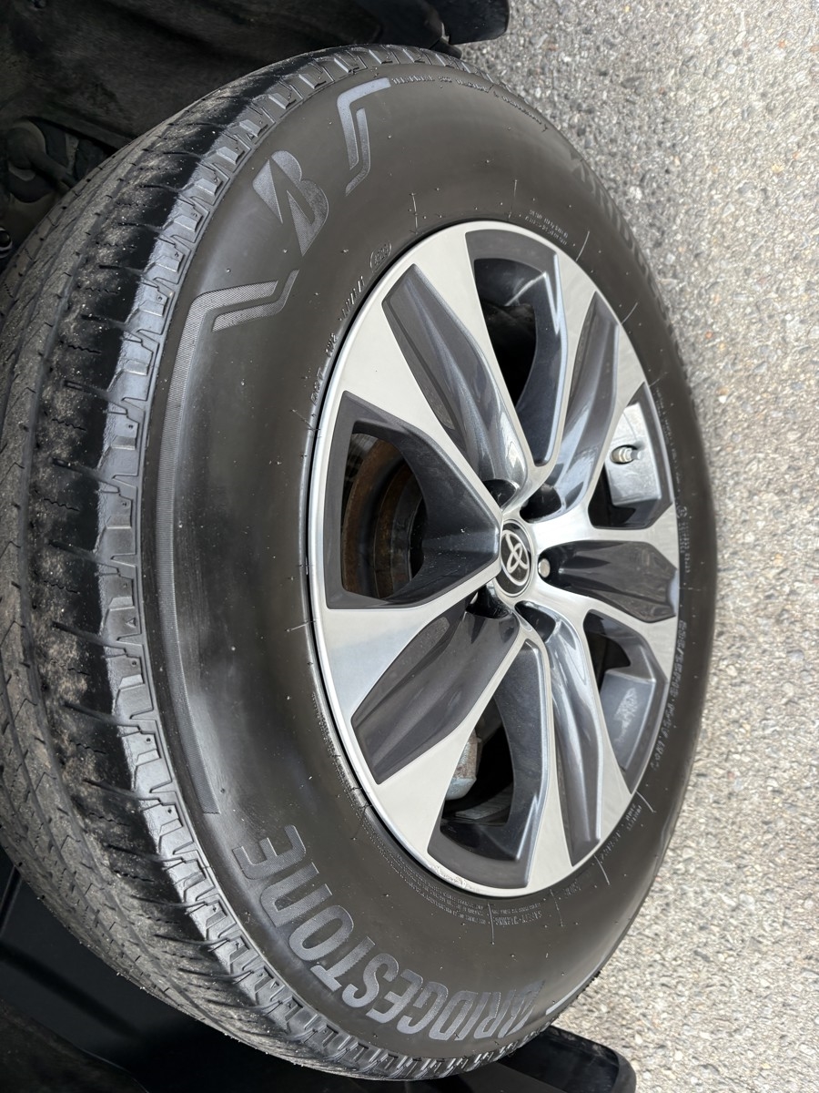 Toyota Highlander Hybrid Others 2024