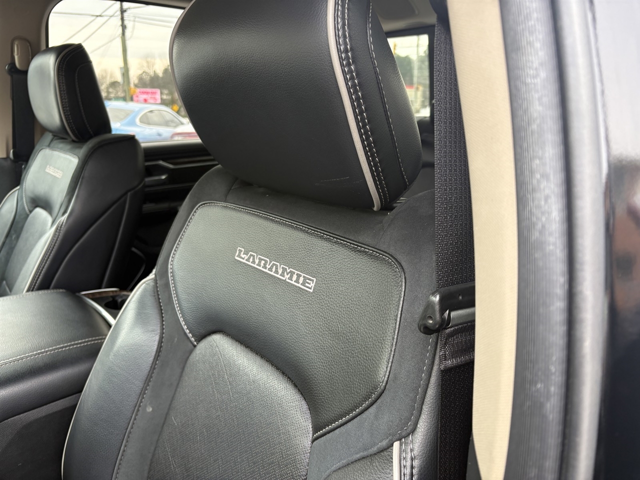 RAM 1500 Laramie Crew Cab SWB 2WD 2019