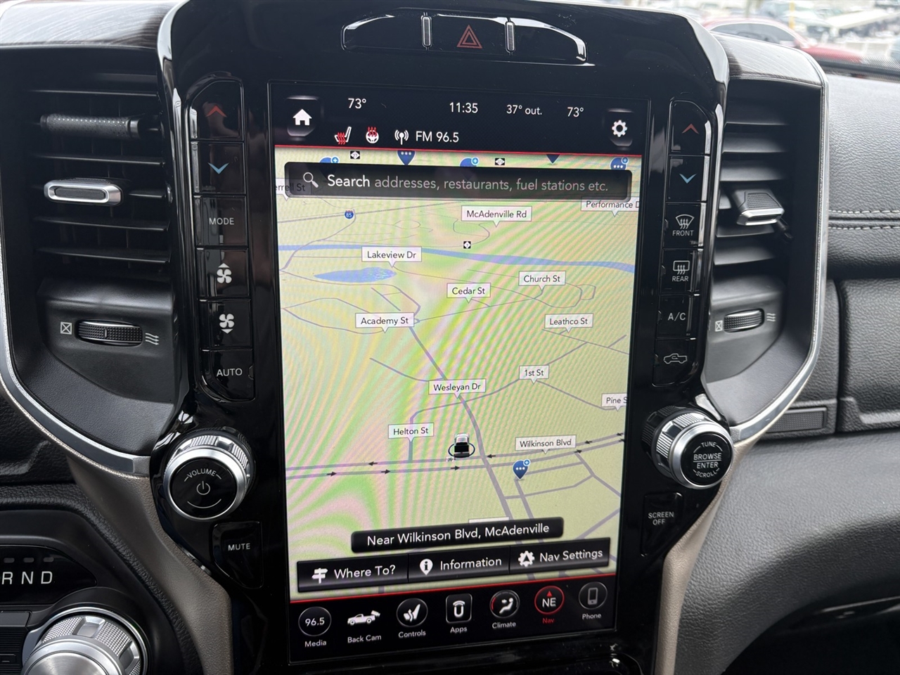 RAM 1500 Laramie Crew Cab SWB 2WD 2019