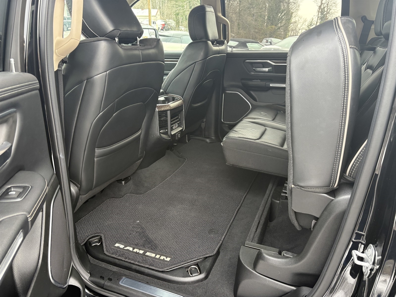 RAM 1500 Laramie Crew Cab SWB 2WD 2019