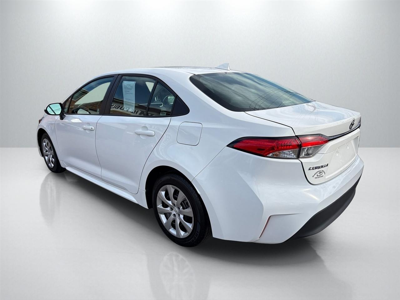 Toyota Corolla LE 2024