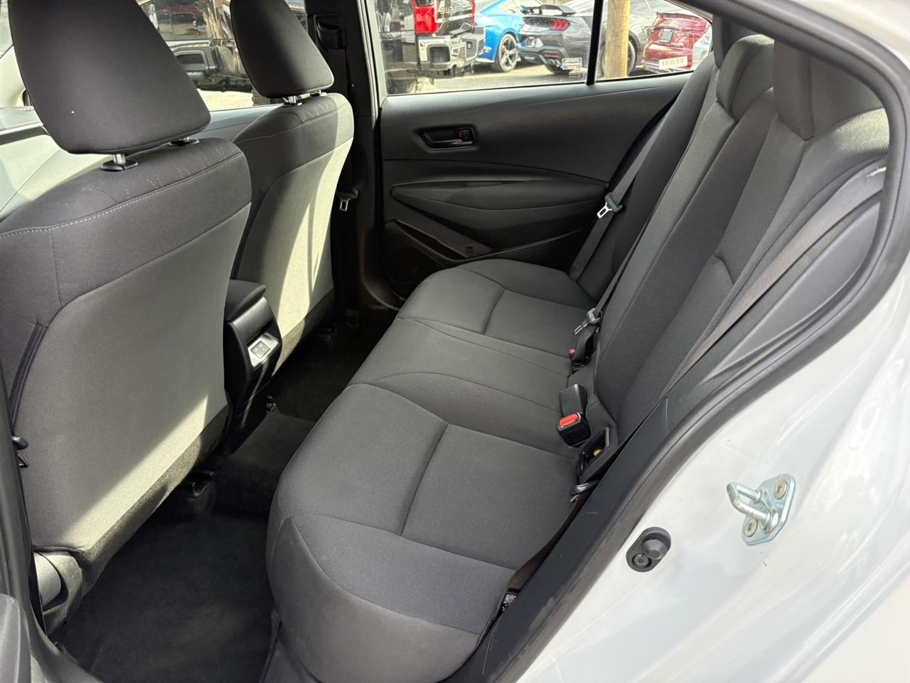 Toyota Corolla LE 2024