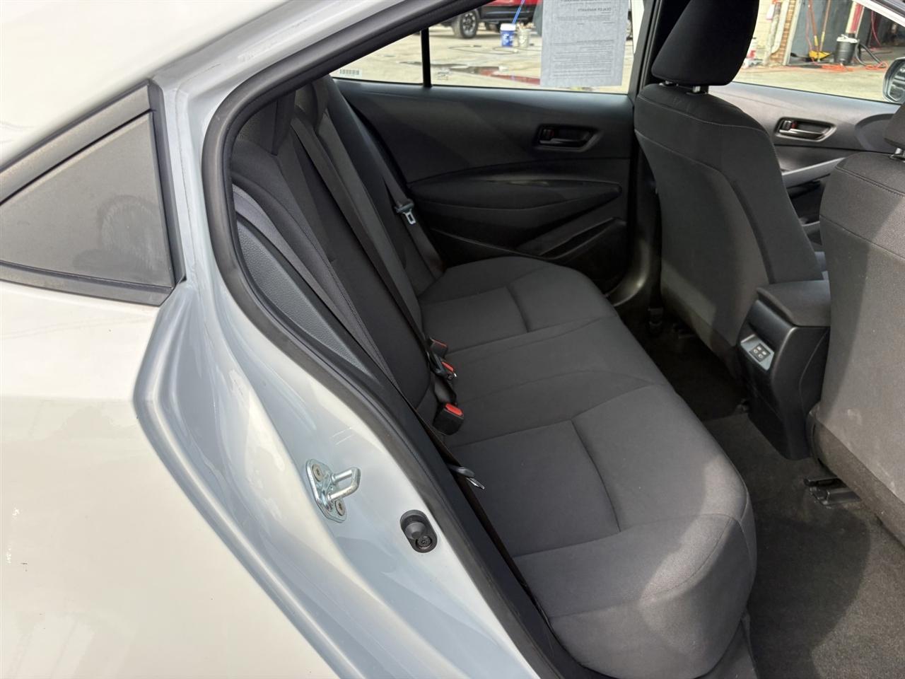 Toyota Corolla LE 2024