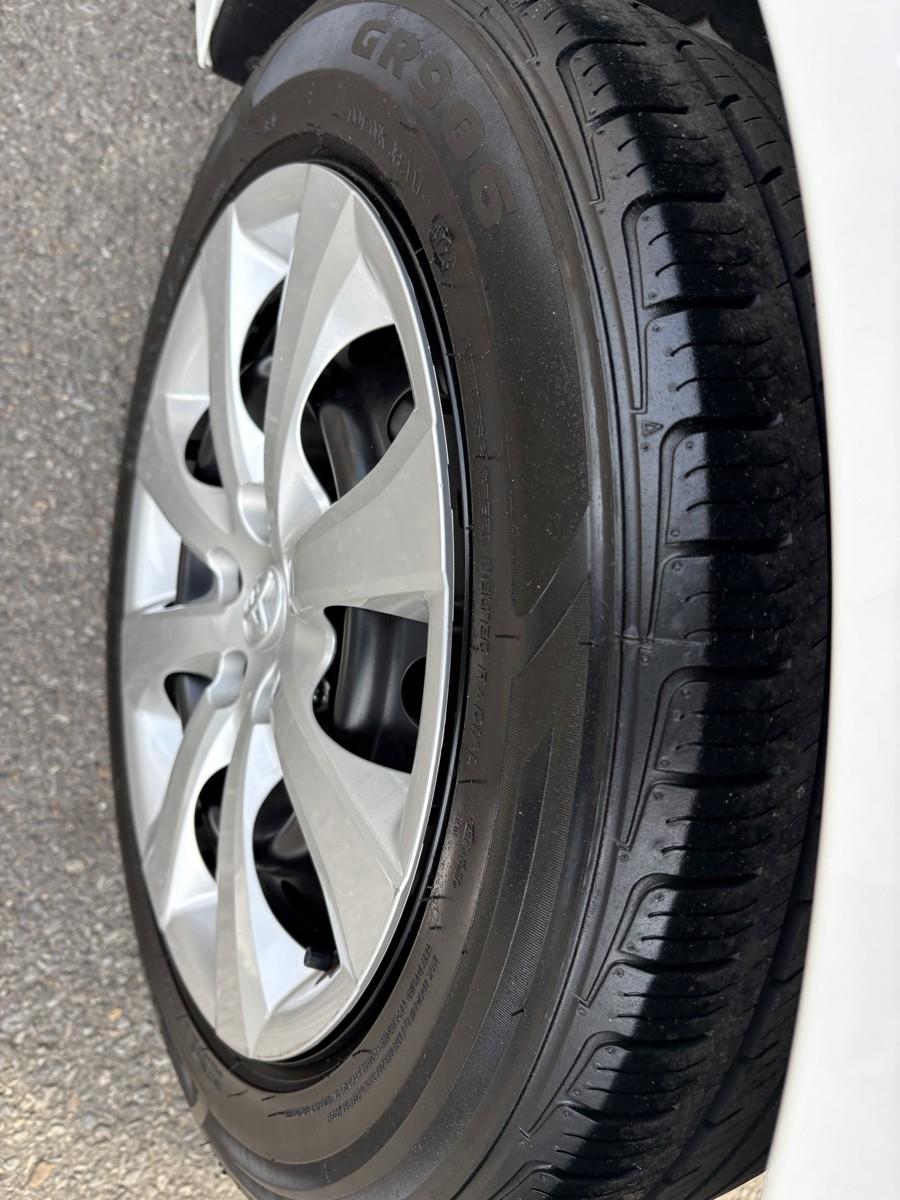 Toyota Corolla LE 2024