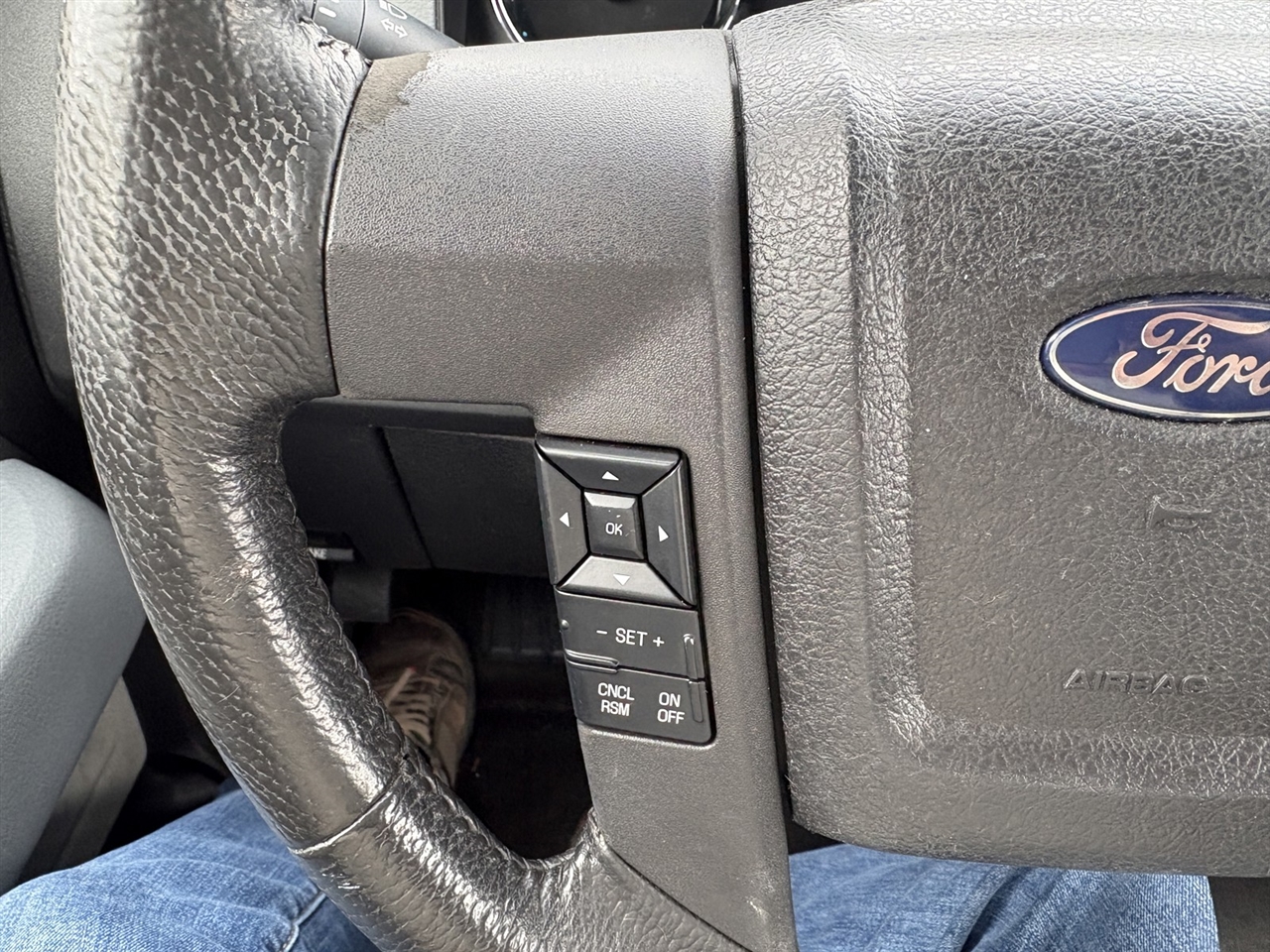 Ford F-150 XL SuperCab 8-ft. Bed 2WD 2013