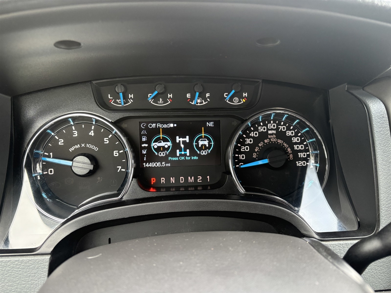 Ford F-150 XL SuperCab 8-ft. Bed 2WD 2013