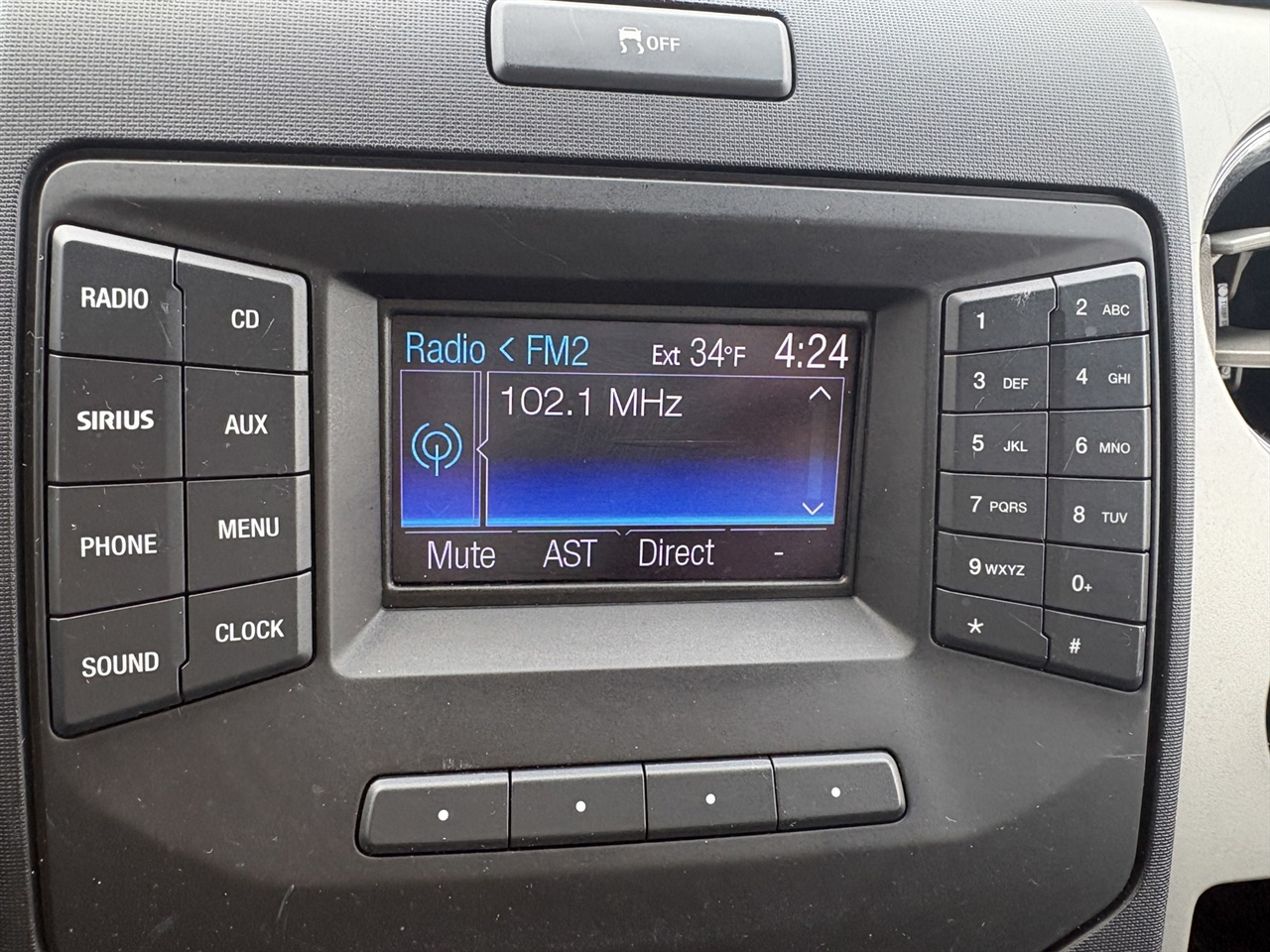 Ford F-150 XL SuperCab 8-ft. Bed 2WD 2013