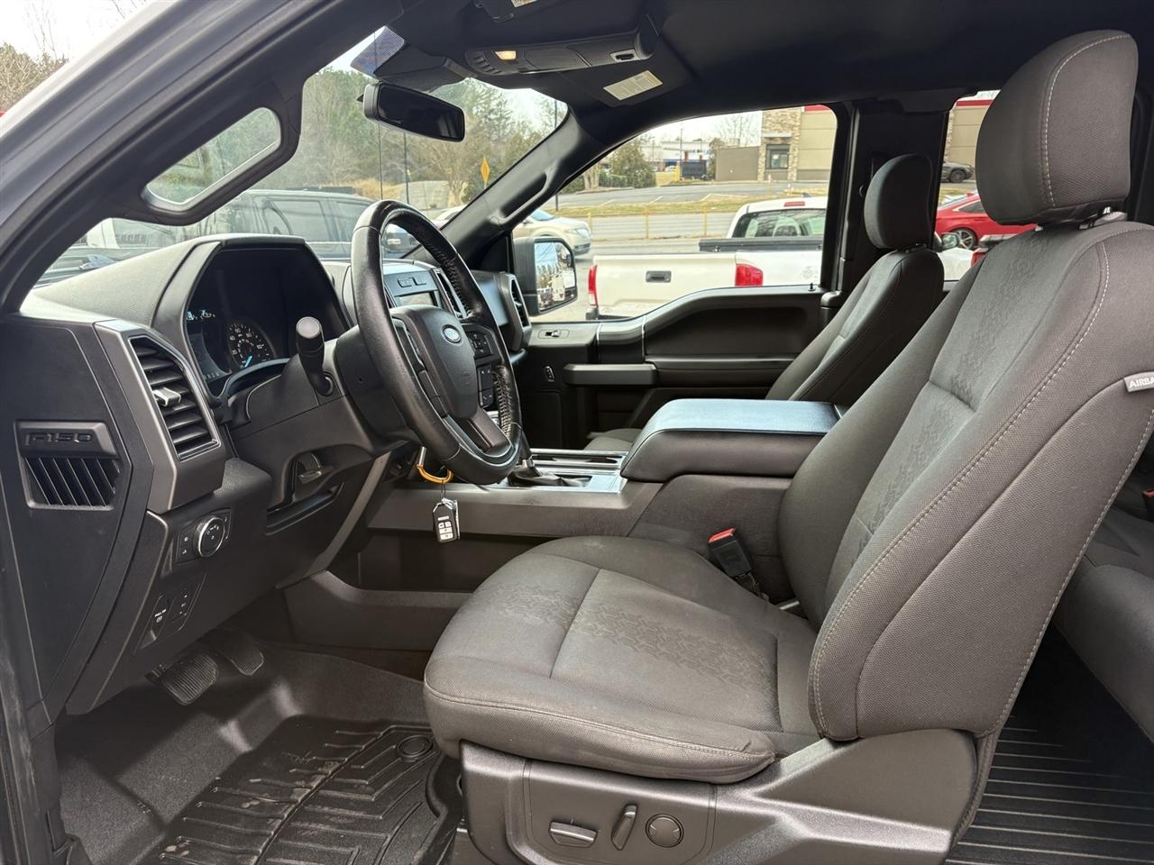 Ford F-150 Lariat SuperCab 8-ft. 4WD 2019