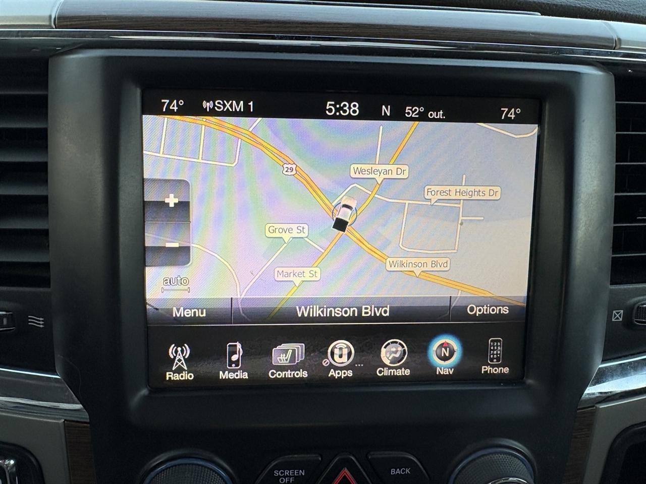 RAM 1500 Laramie Crew Cab SWB 4WD 2016