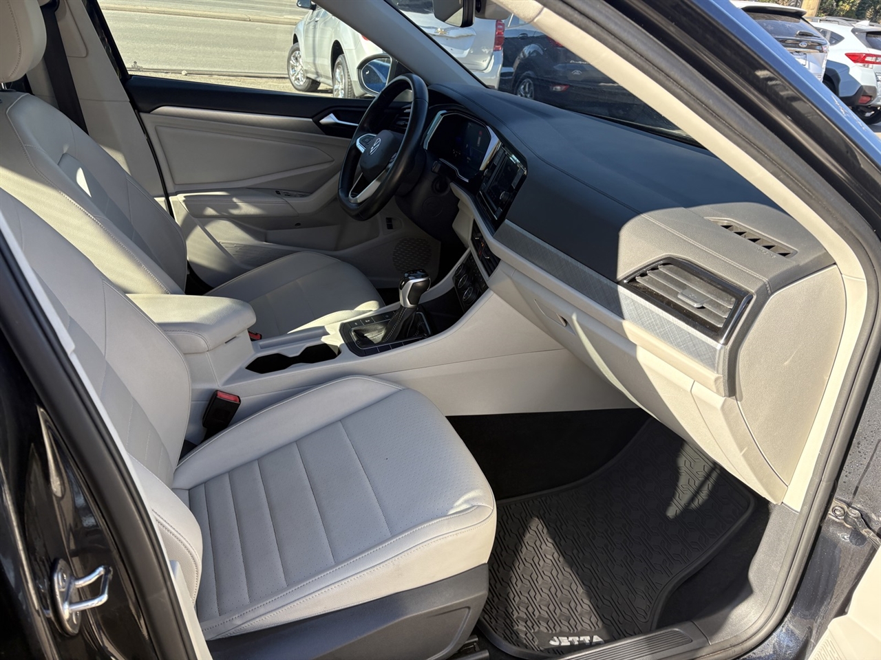 Volkswagen Jetta SE 2022