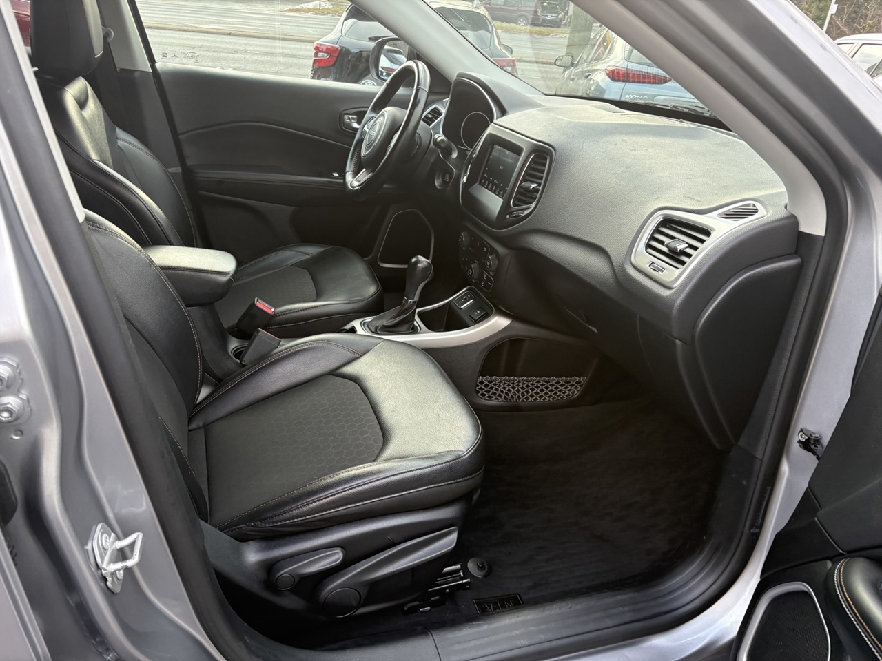 Jeep Compass Latitude FWD 2018