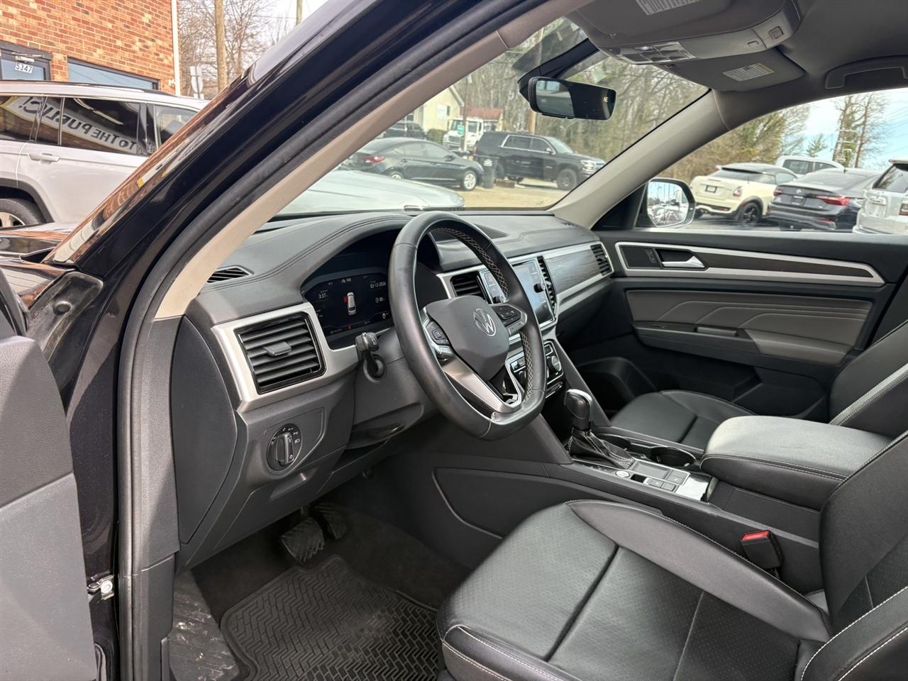 Volkswagen Atlas SE w/Technology 2022