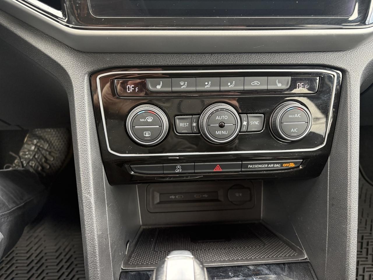 Volkswagen Atlas SE w/Technology 2022