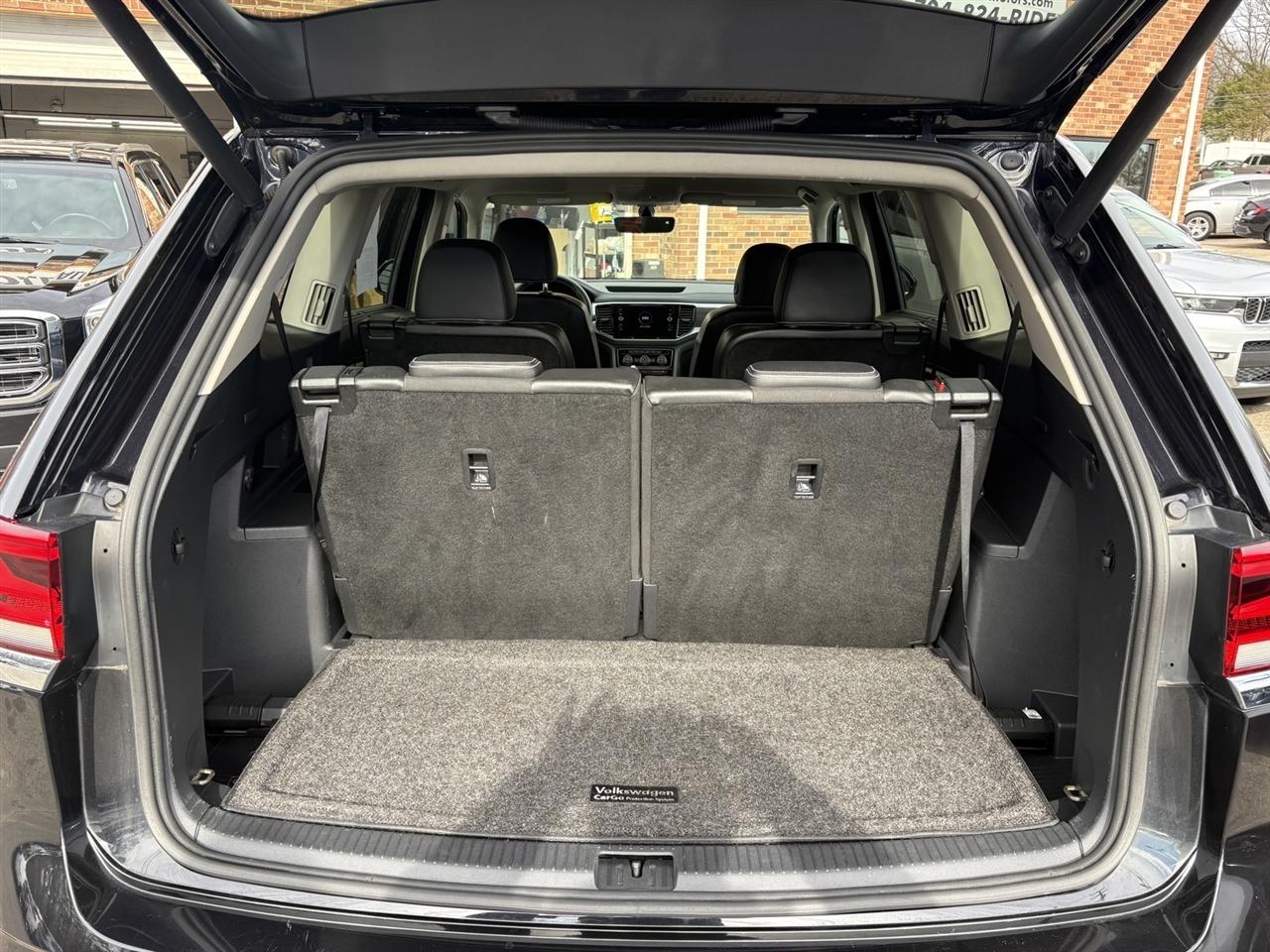 Volkswagen Atlas SE w/Technology 2022