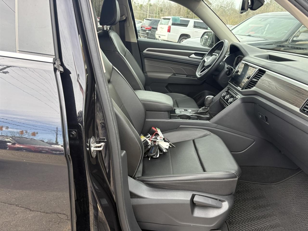 Volkswagen Atlas SE w/Technology 2022