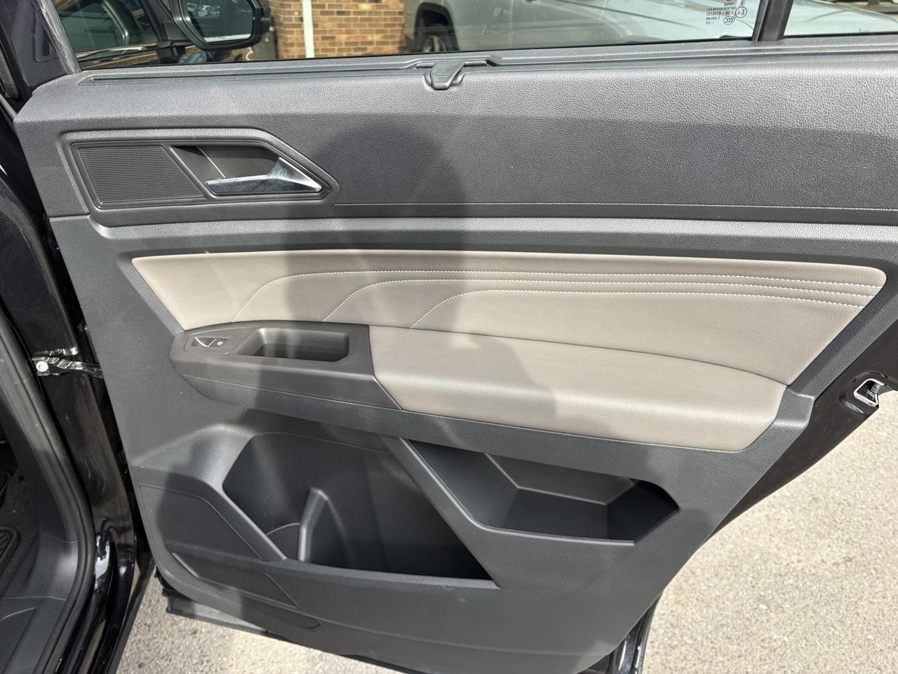 Volkswagen Atlas SE w/Technology 2022