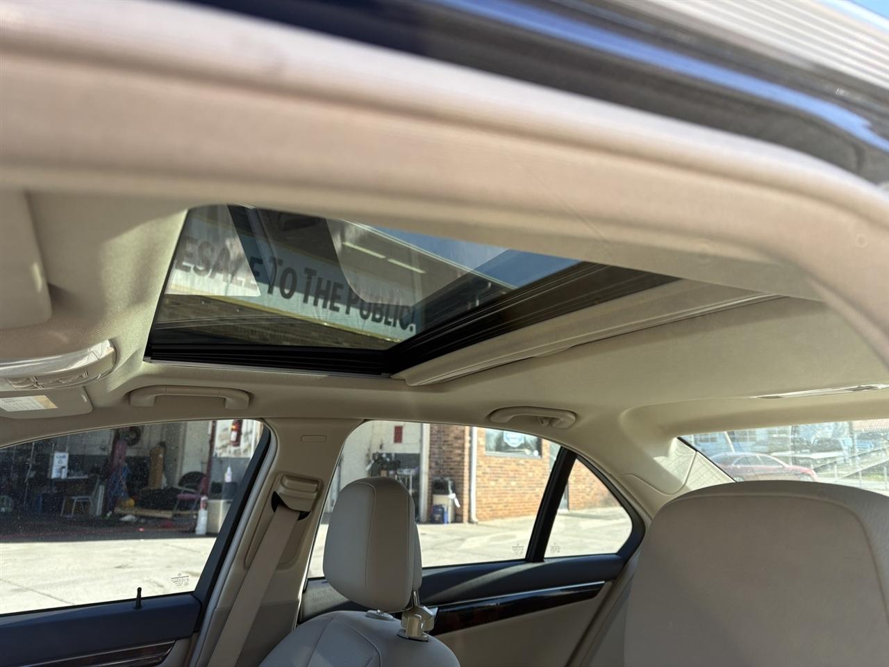 Mercedes-Benz C-Class C300 4MATIC Sport Sedan 2012