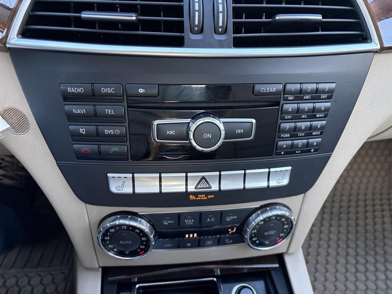 Mercedes-Benz C-Class C300 4MATIC Sport Sedan 2012