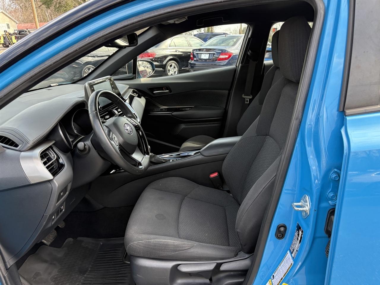 Toyota C-HR XLE 2019