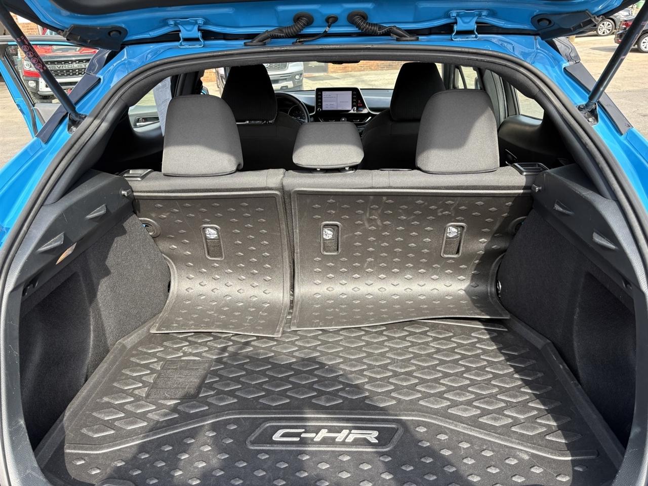 Toyota C-HR XLE 2019