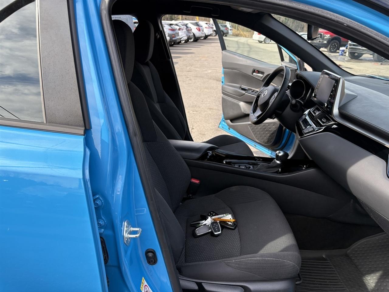 Toyota C-HR XLE 2019