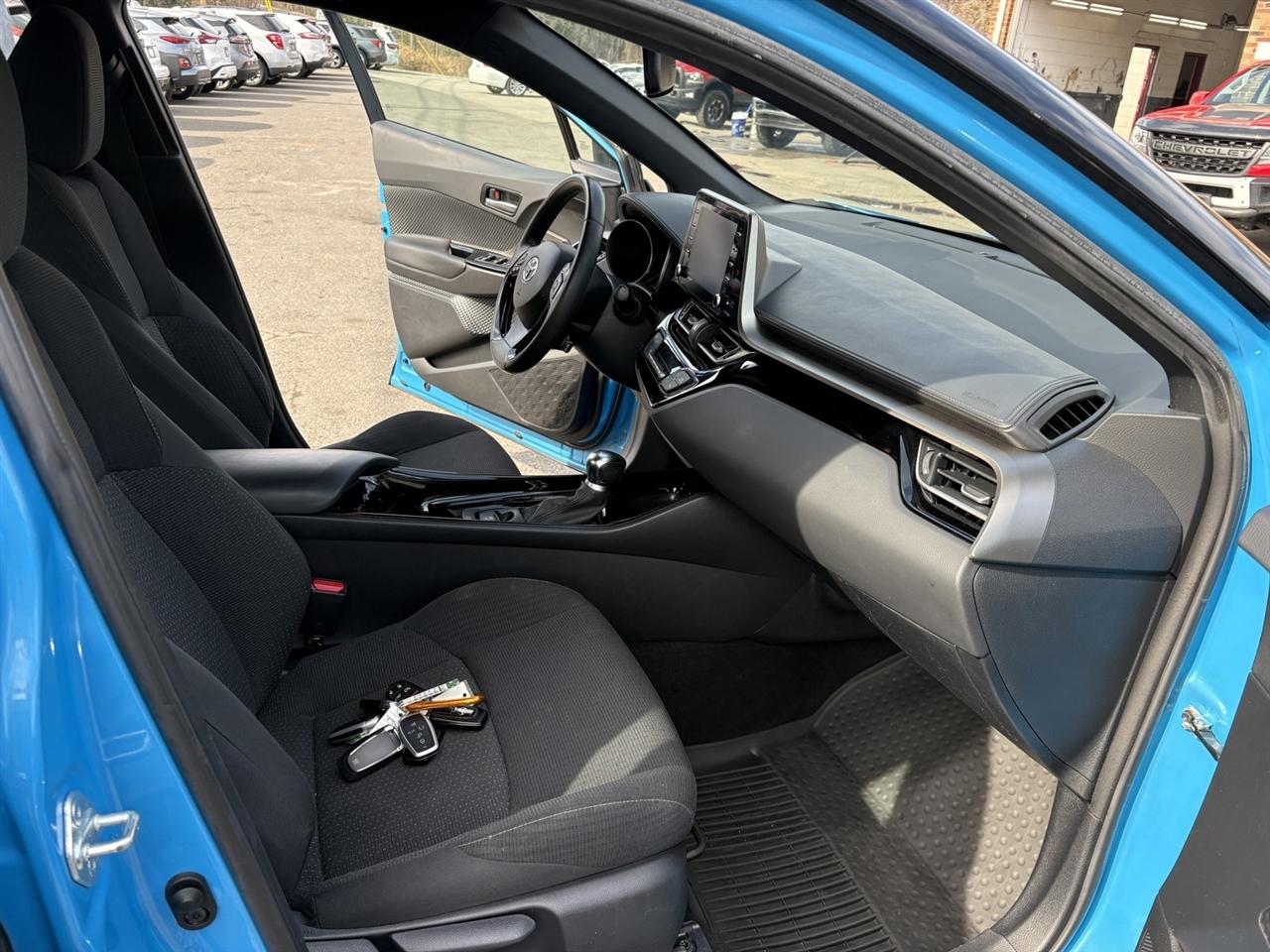 Toyota C-HR XLE 2019