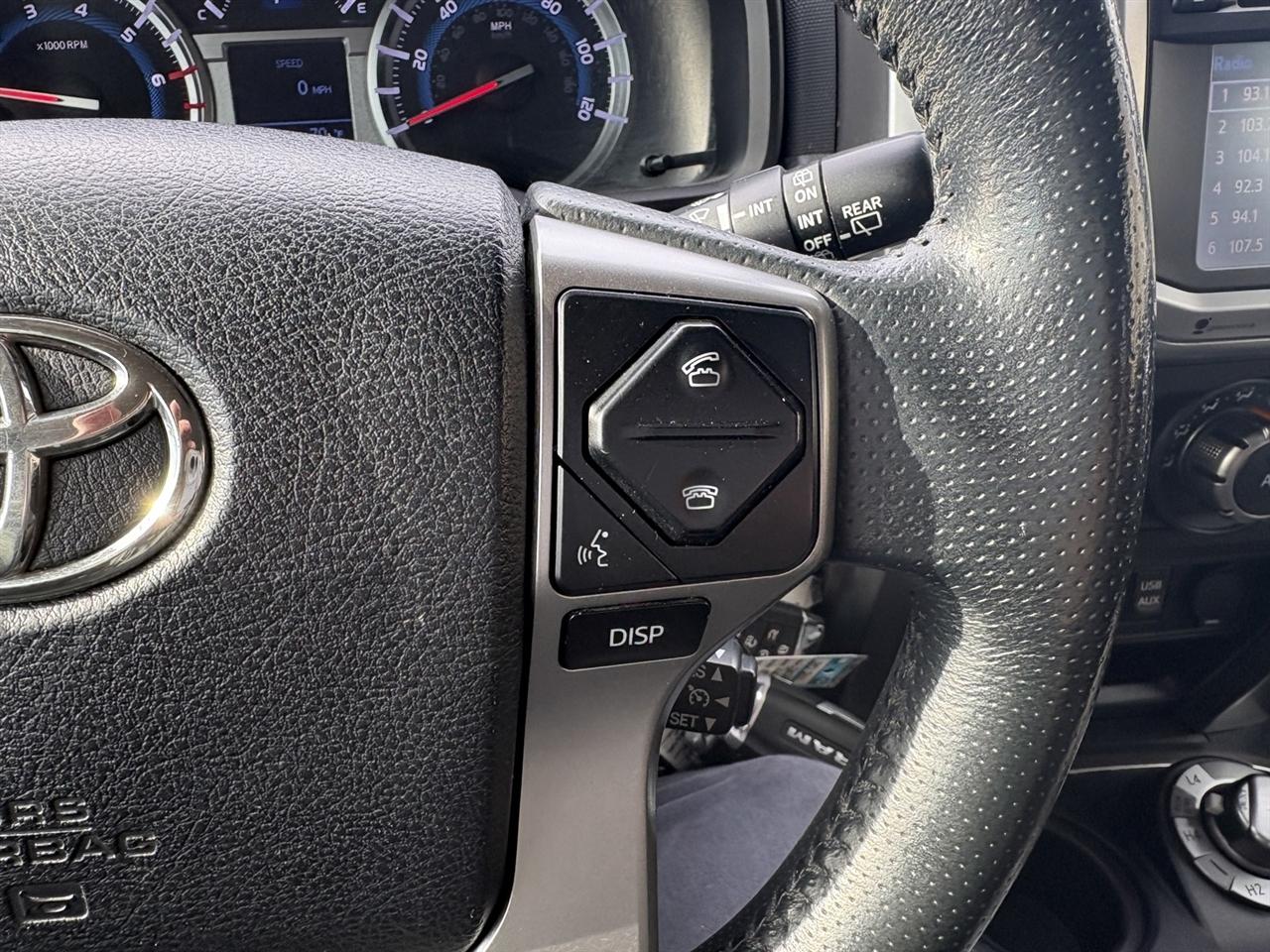 Toyota 4Runner SR5 4WD 2016