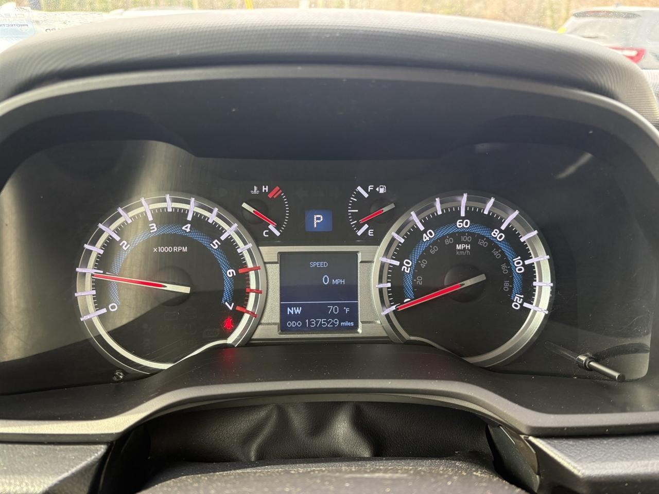 Toyota 4Runner SR5 4WD 2016