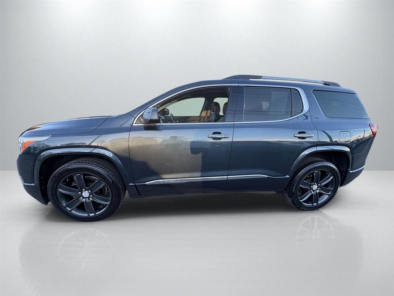 GMC Acadia Denali 2019