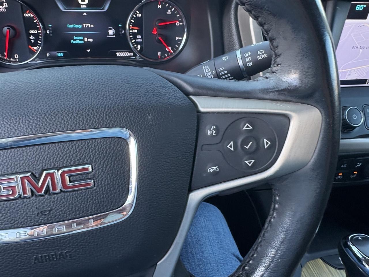 GMC Acadia Denali 2019