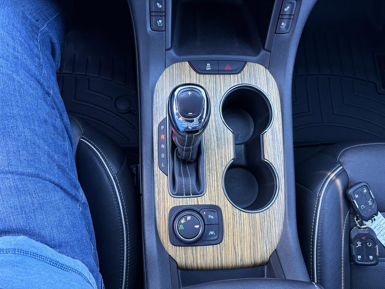 GMC Acadia Denali 2019