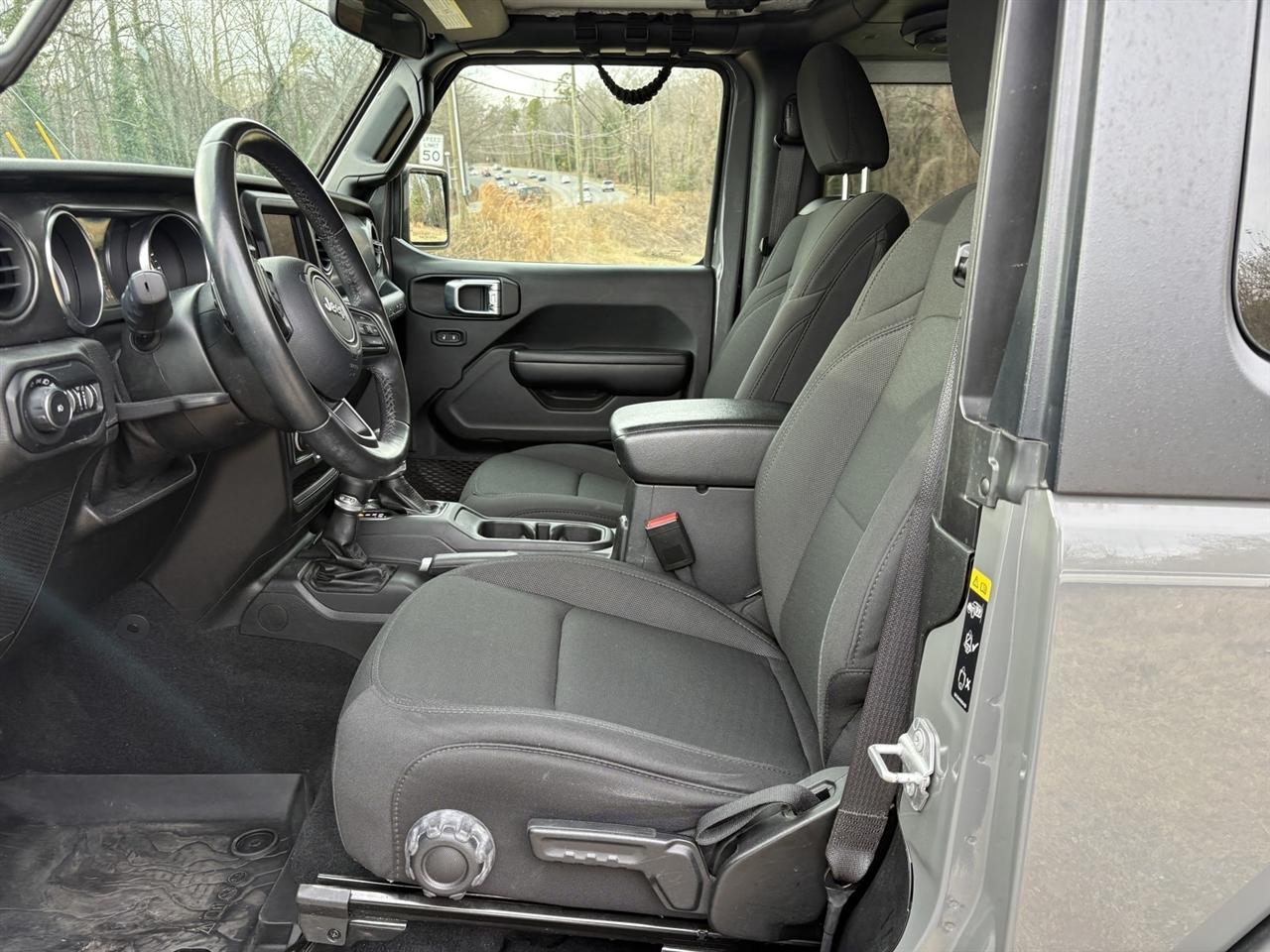 Jeep Wrangler Sport 2021