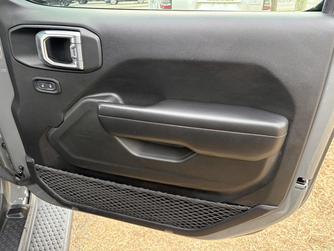 Jeep Wrangler Sport 2021