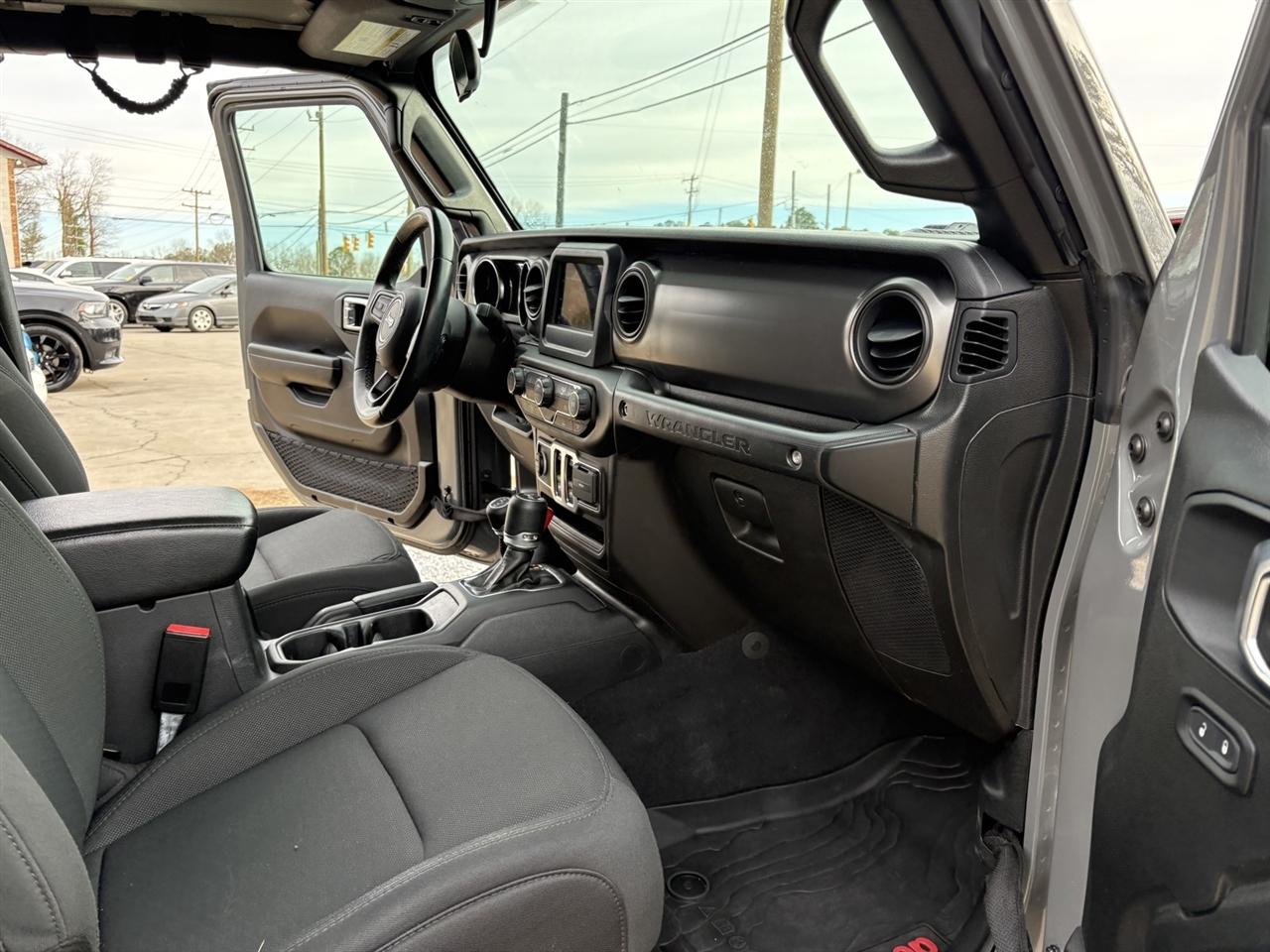 Jeep Wrangler Sport 2021