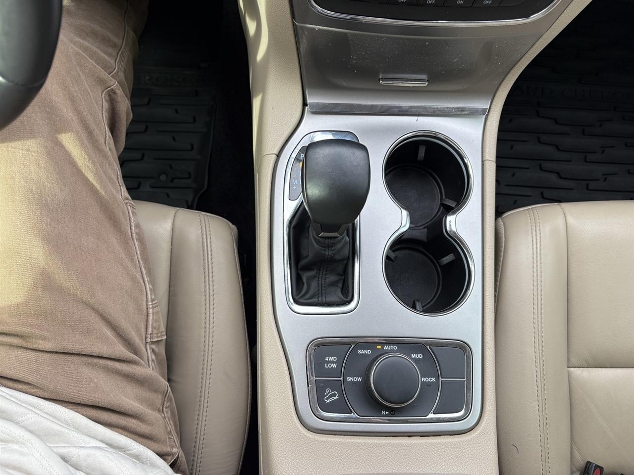 Jeep Grand Cherokee Laredo 4WD 2018