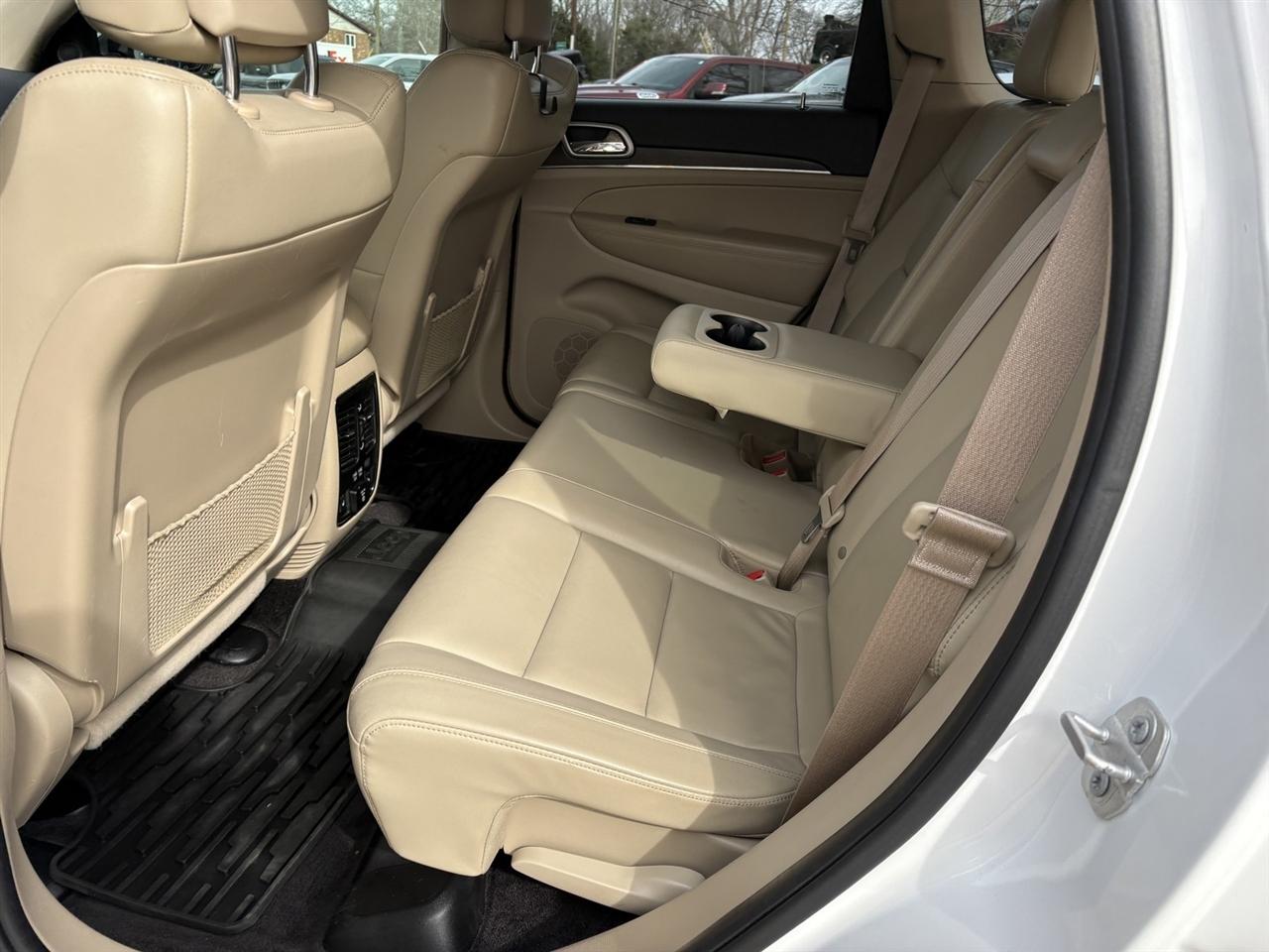 Jeep Grand Cherokee Laredo 4WD 2018