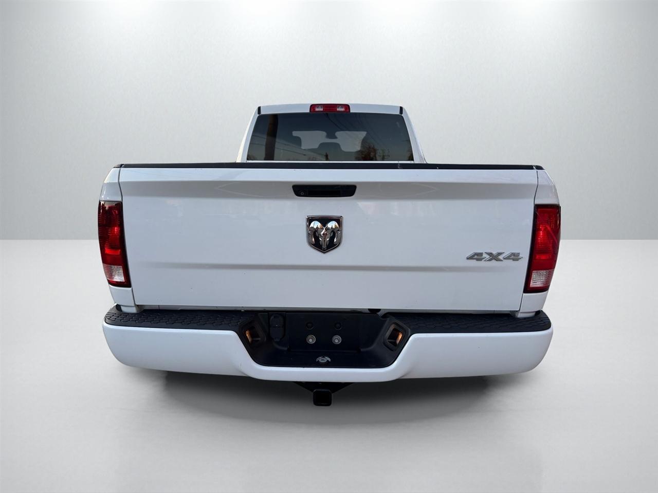 RAM 1500 Classic Tradesman Quad Cab 4WD 2019