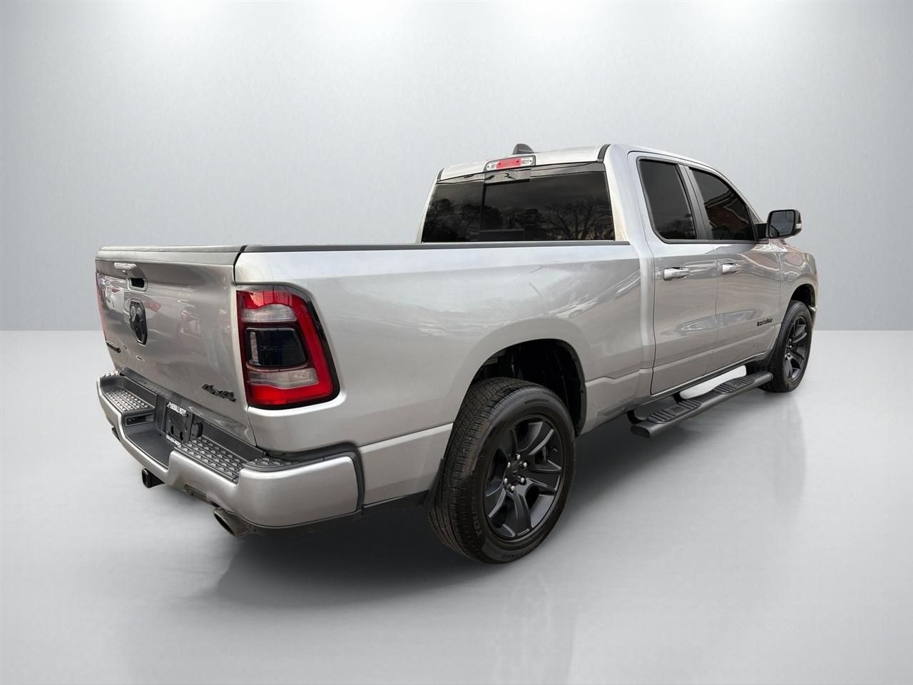 RAM 1500 Big Horn Quad Cab 4WD 2022