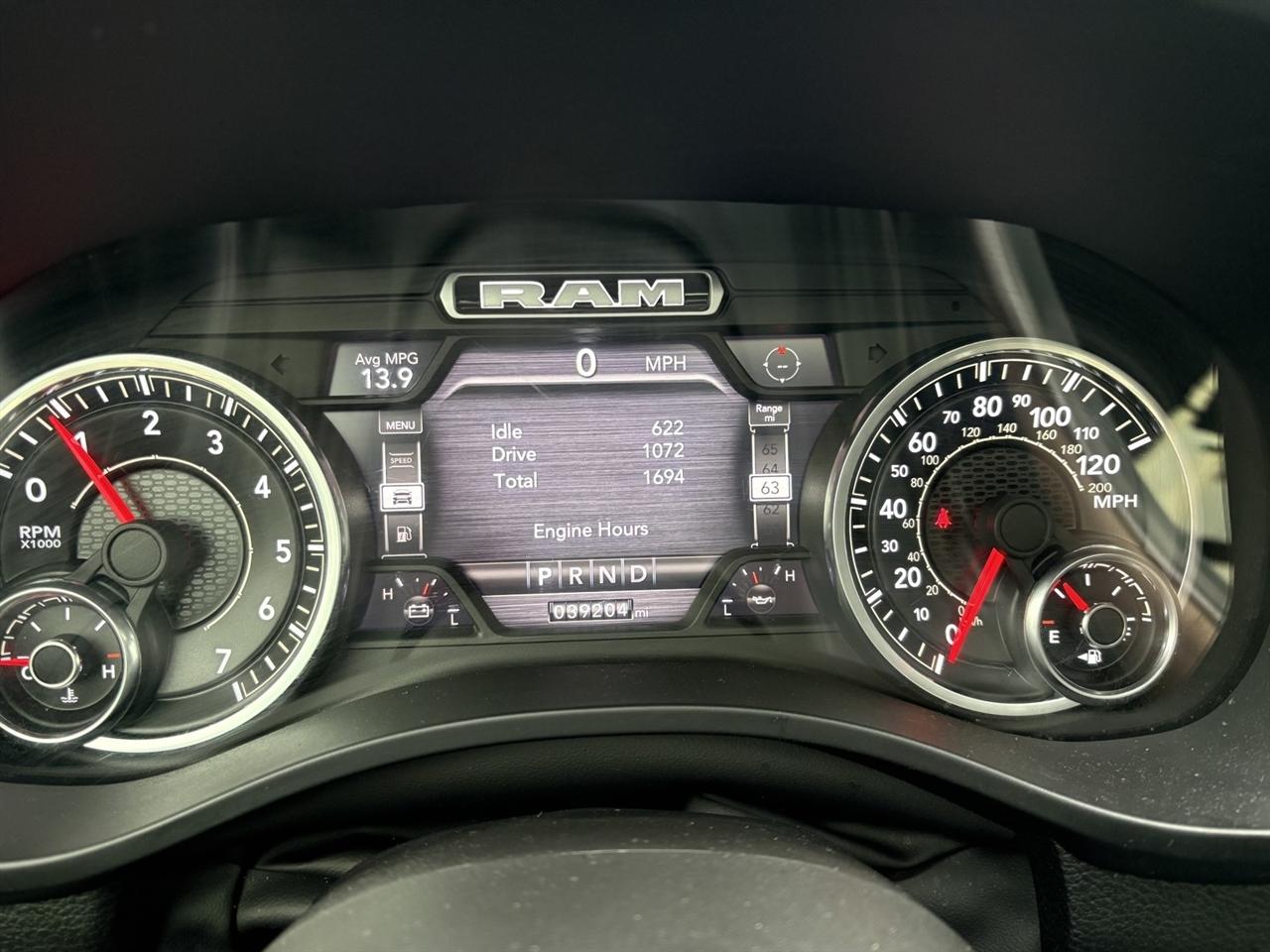 RAM 1500 Big Horn Quad Cab 4WD 2022