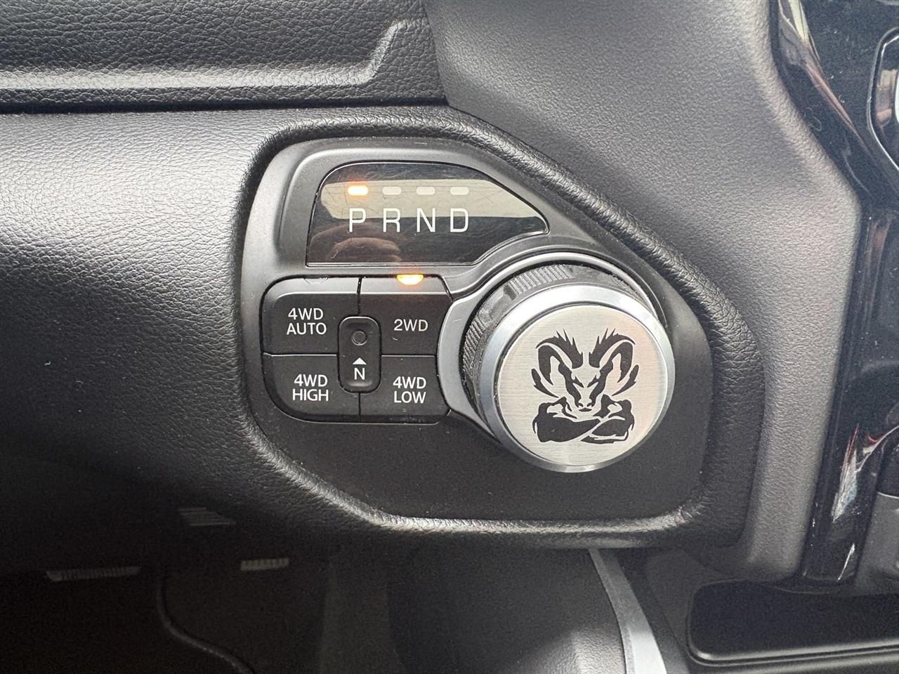 RAM 1500 Big Horn Quad Cab 4WD 2022