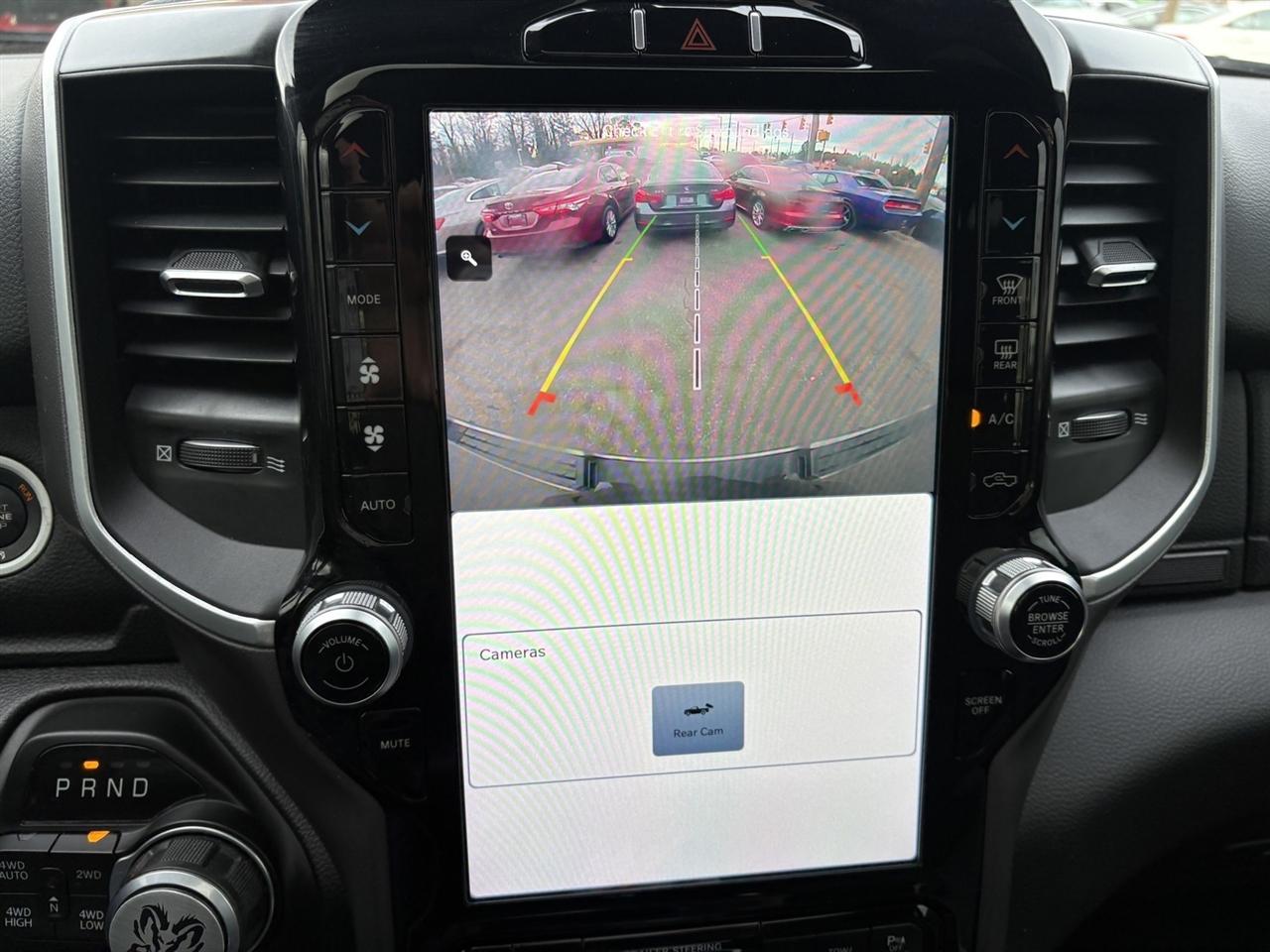 RAM 1500 Big Horn Quad Cab 4WD 2022