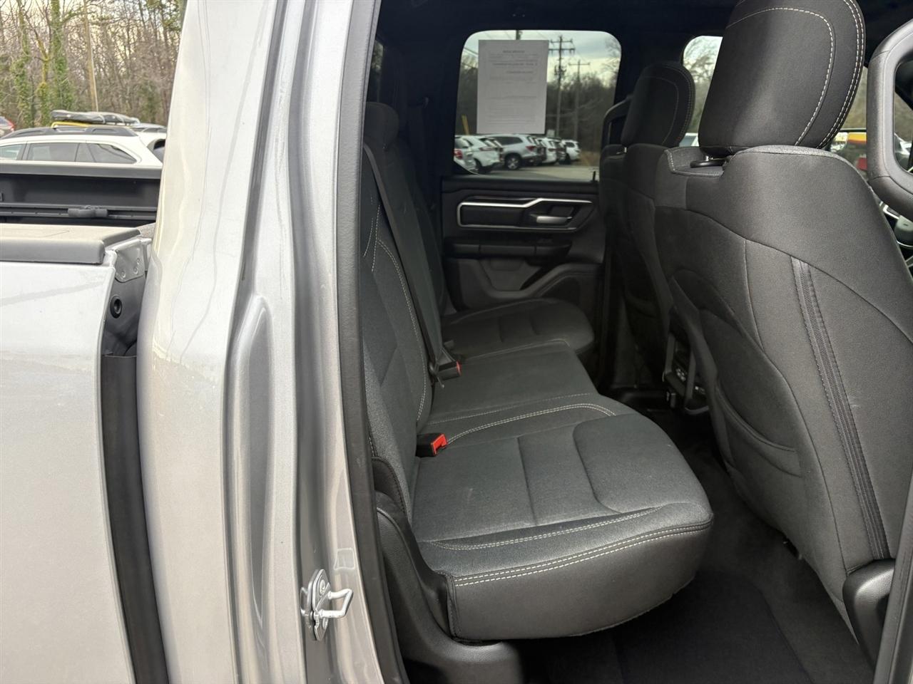 RAM 1500 Big Horn Quad Cab 4WD 2022