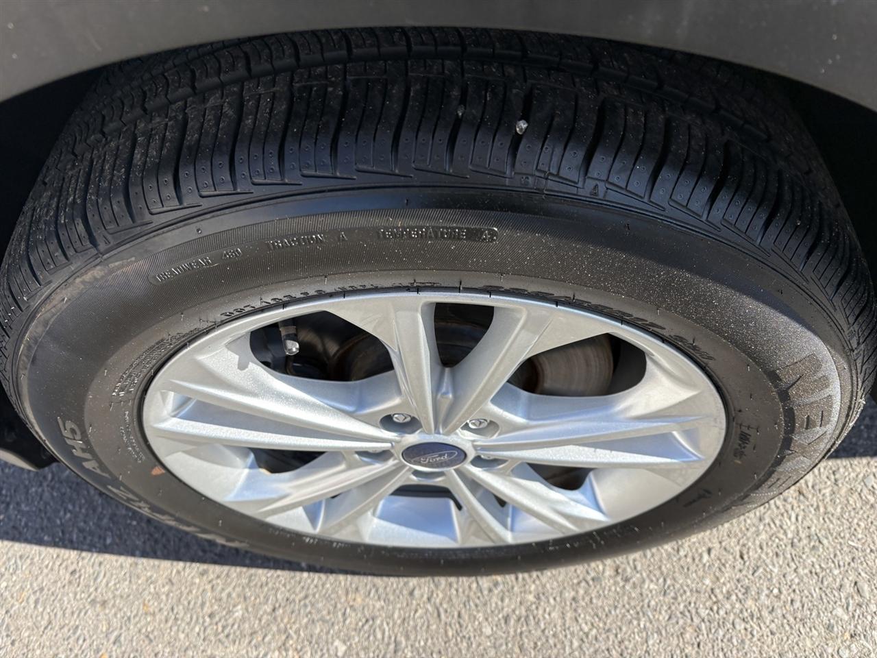 Ford Escape SEL 4WD 2018