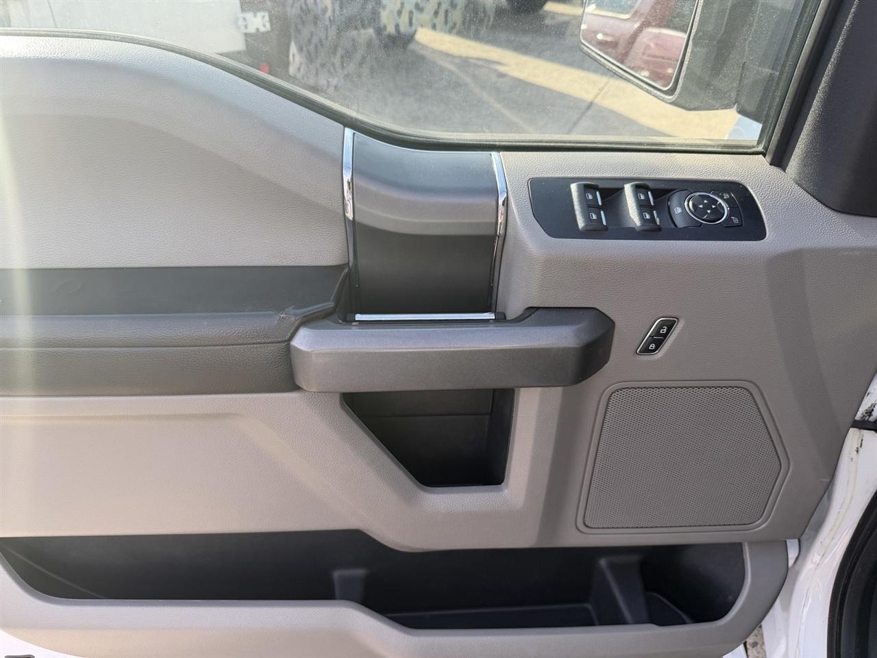 Ford F-150 XLT 4WD SuperCrew 6.5' Box 2017